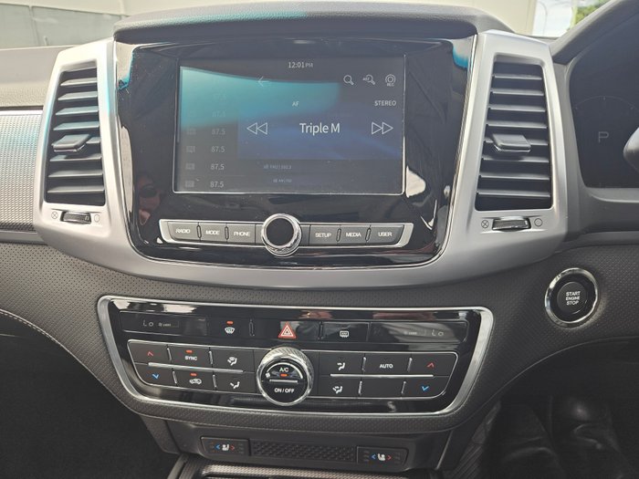 2022 SsangYong Rexton ELX