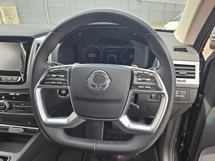 2022 SsangYong Rexton ELX