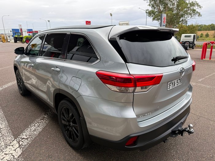 2019 Toyota Kluger Black Edition