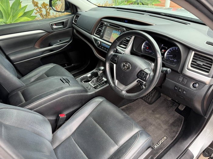 2019 Toyota Kluger Black Edition