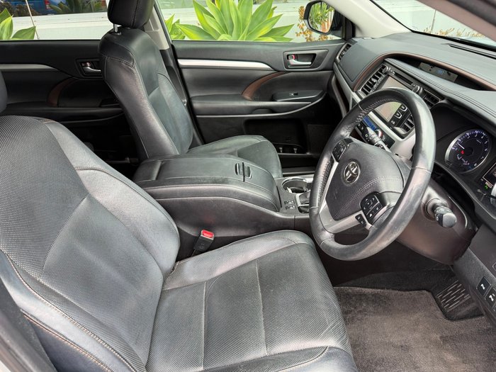 2019 Toyota Kluger Black Edition