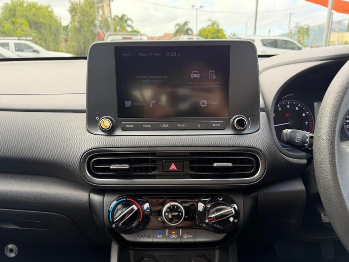 2021 Hyundai Kona (No Badge)