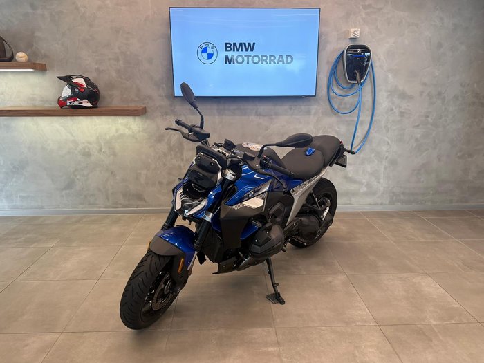 2025 BMW