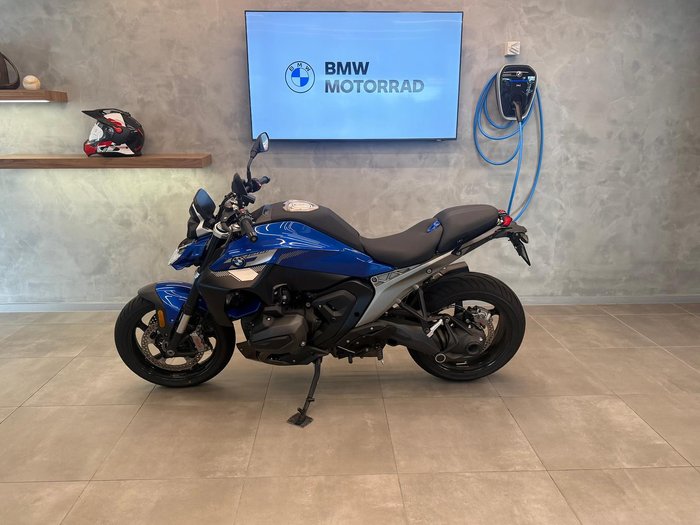 2025 BMW