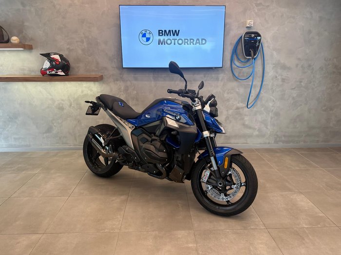 2025 BMW