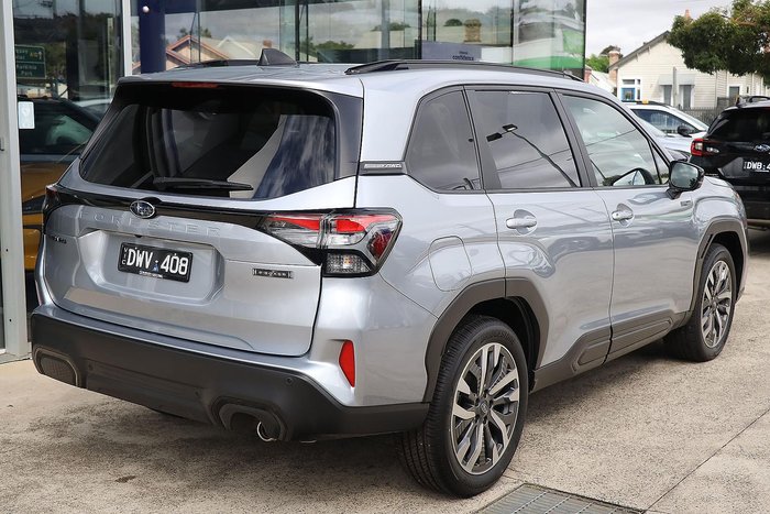 2026 Subaru Forester Hybrid Touring