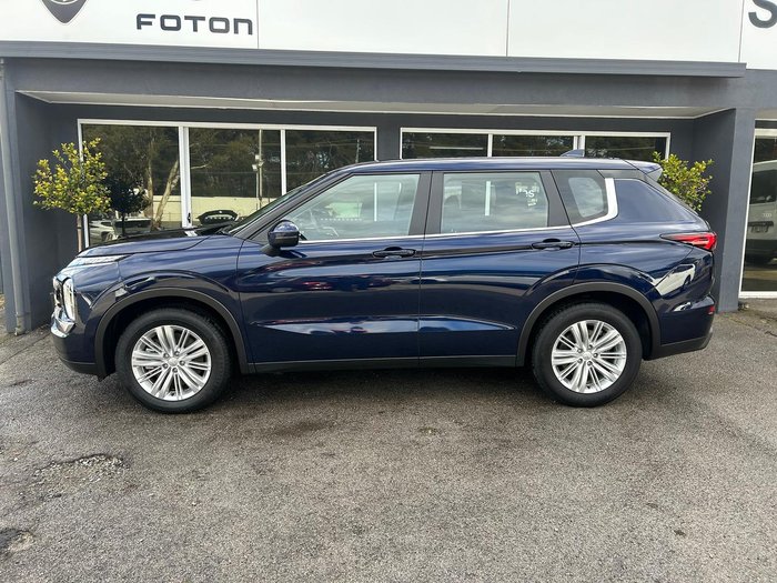 2024 Mitsubishi Outlander ES ZM MY24 Cosmic Blue