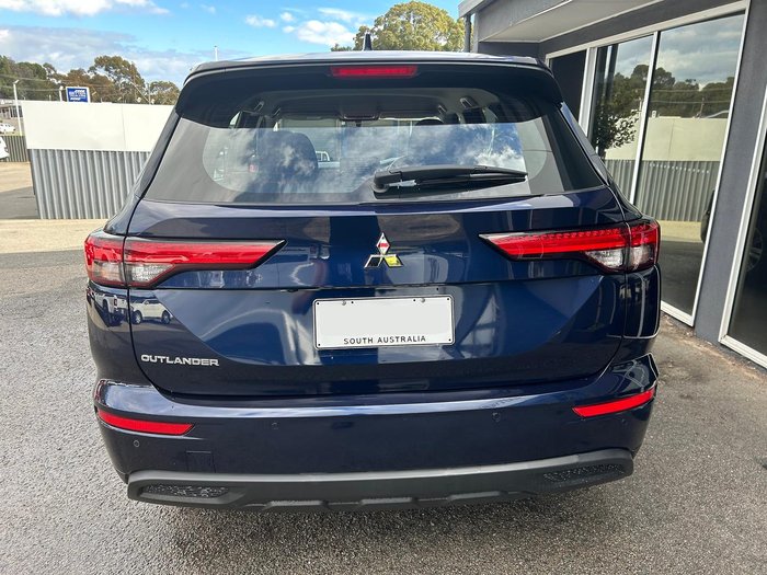 2024 Mitsubishi Outlander ES ZM MY24 Cosmic Blue