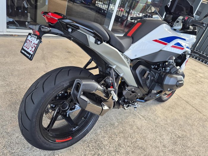 2025 BMW R 1300 RS R 1300 White