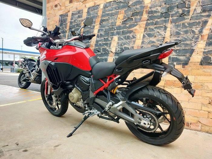 2026 DUCATI MULTISTRADA V4S TRAVEL AND RADAR DUAL PURPOSE RED