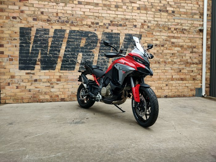 2026 DUCATI MULTISTRADA V4S TRAVEL AND RADAR DUAL PURPOSE RED