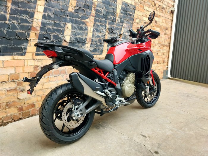 2026 DUCATI MULTISTRADA V4S TRAVEL AND RADAR DUAL PURPOSE RED