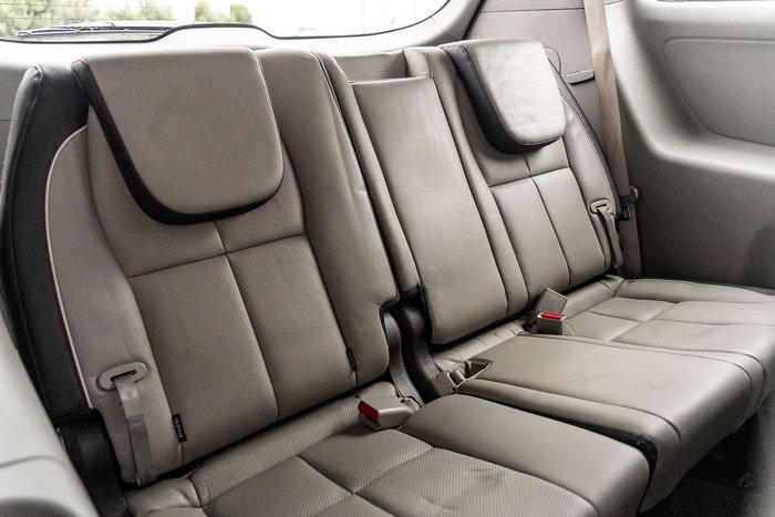 2017 Kia Carnival Platinum