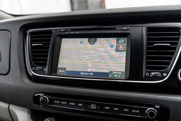 2017 Kia Carnival Platinum