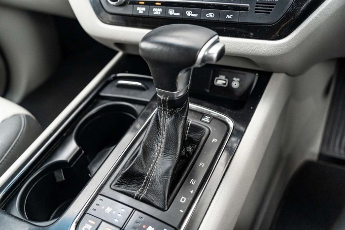 2017 Kia Carnival Platinum