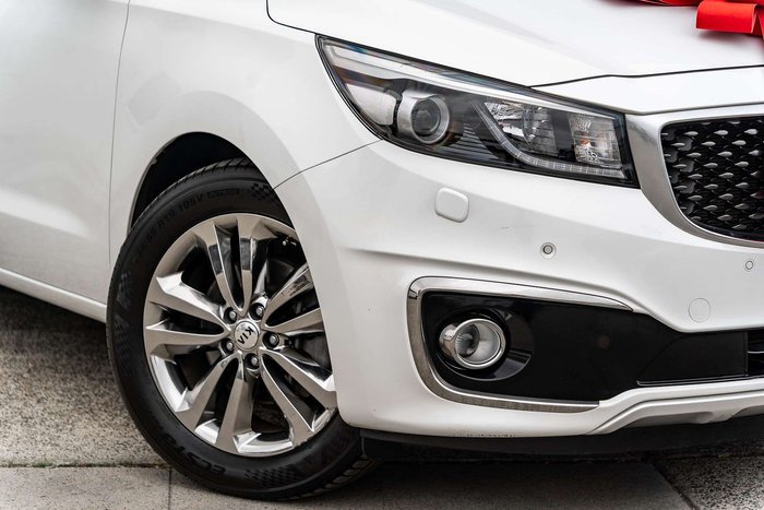 2017 Kia Carnival Platinum