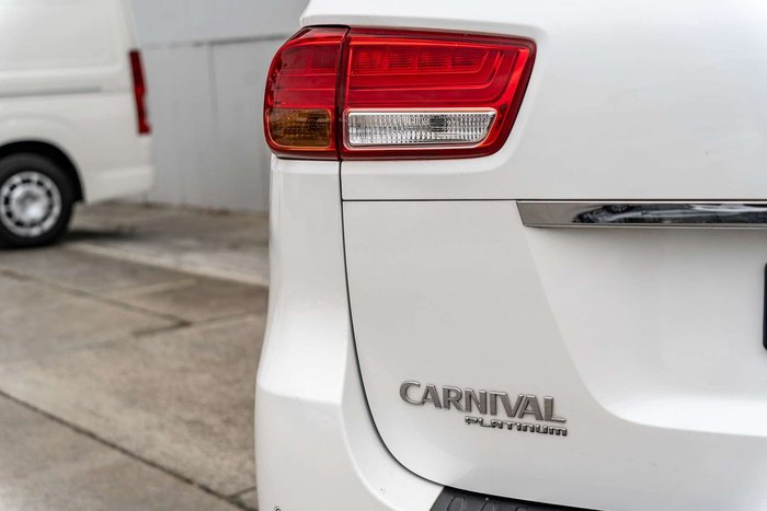 2017 Kia Carnival Platinum