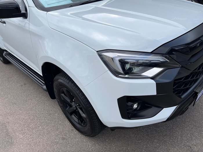2025 Isuzu D-MAX X-RIDER