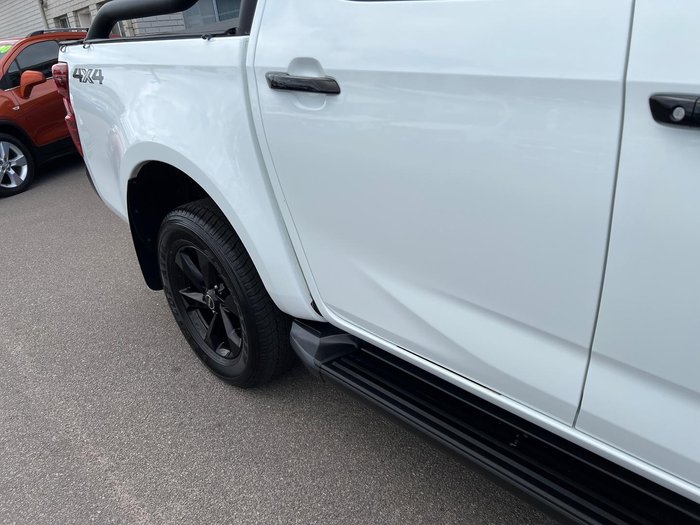 2025 Isuzu D-MAX X-RIDER