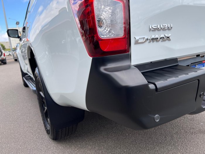 2025 Isuzu D-MAX X-RIDER