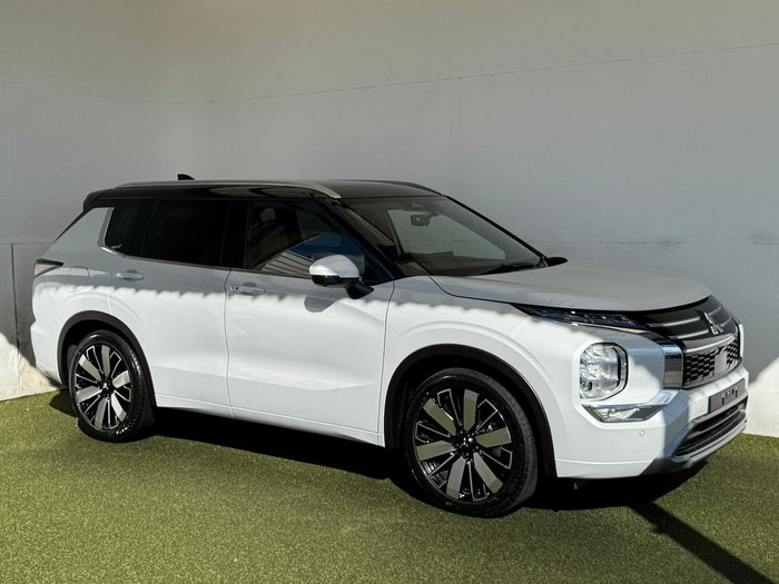 2025 Mitsubishi Outlander Exceed Tourer