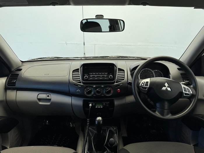 2014 Mitsubishi Triton GLX