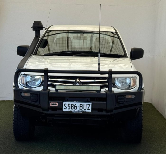 2014 Mitsubishi Triton