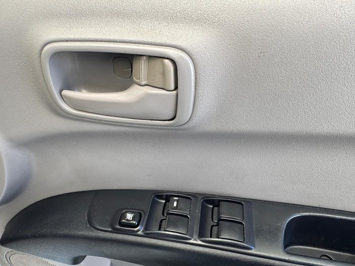 2014 Mitsubishi Triton GLX