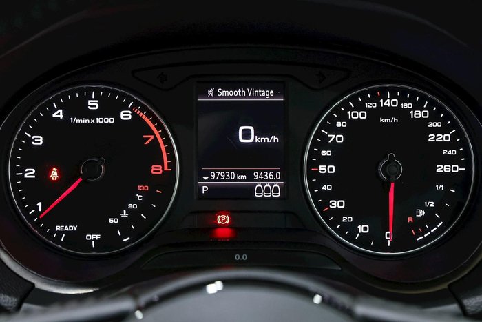 2019 Audi Q2 35 TFSI design GA MY19 Vegas Yellow