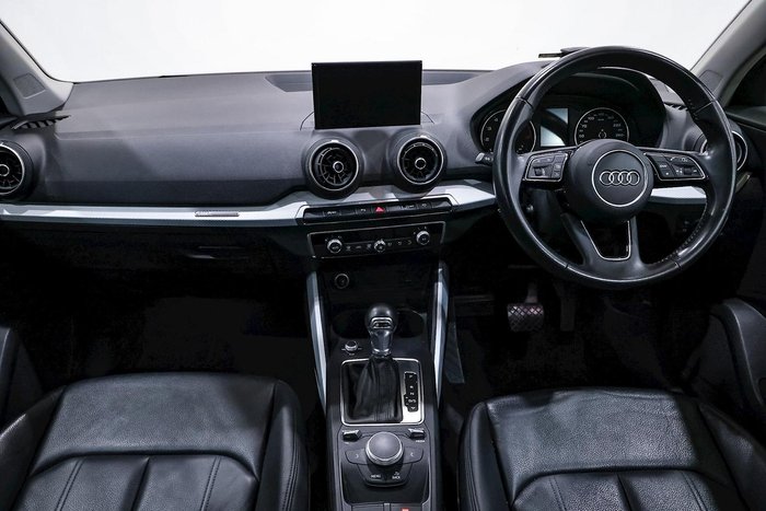 2019 Audi Q2 35 TFSI design GA MY19 Vegas Yellow