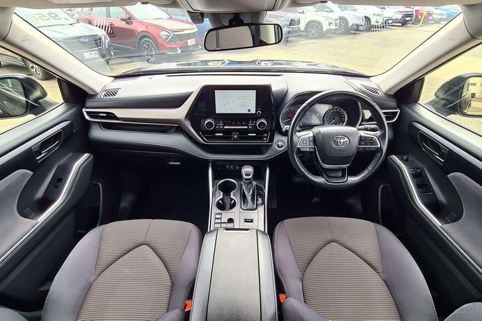 2023 Toyota Kluger GX