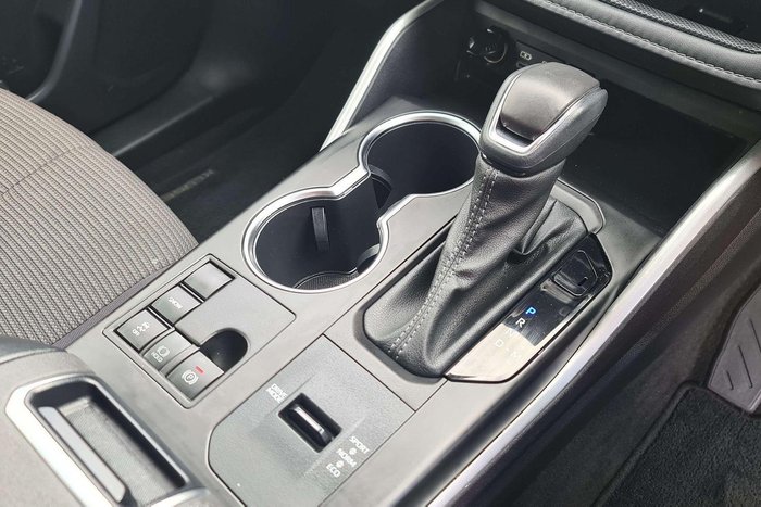 2023 Toyota Kluger GX