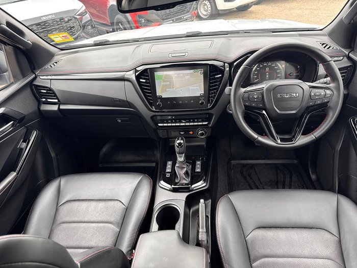 2025 Isuzu D-MAX X-TERRAIN