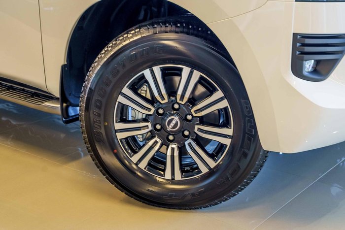 2025 Nissan Patrol Ti Y62 MY26 4X4 Dual Range Moonstone White