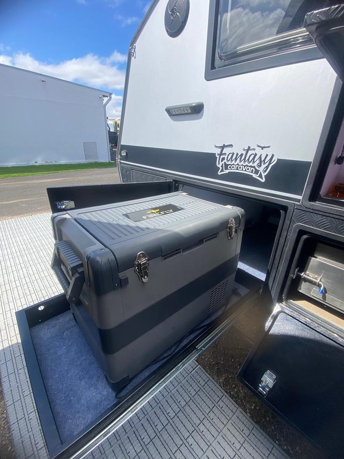 2020 Fantasy Caravan F5 A