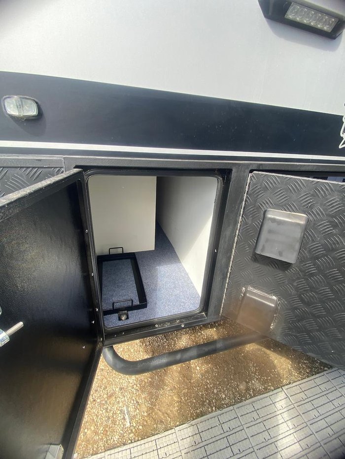 2020 Fantasy Caravan F5 A