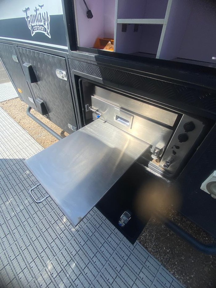 2020 Fantasy Caravan F5 A