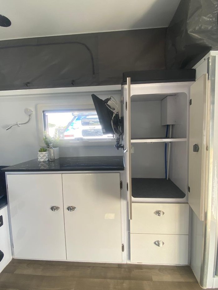 2020 Fantasy Caravan F5 A