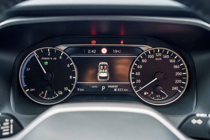 2025 Nissan X-TRAIL ST-L e-POWER