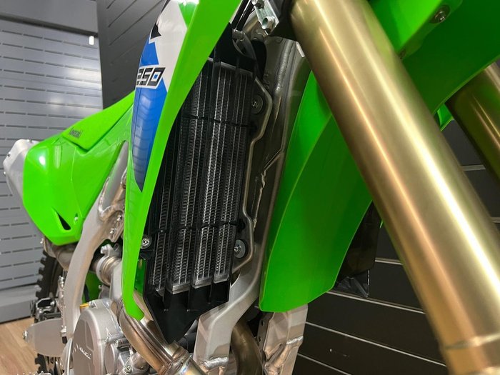 2026 Kawasaki 2026 Kawasaki KX252 MOTOCROSS Green
