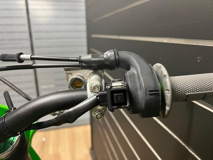 2026 Kawasaki 2026 Kawasaki KX252 MOTOCROSS Green