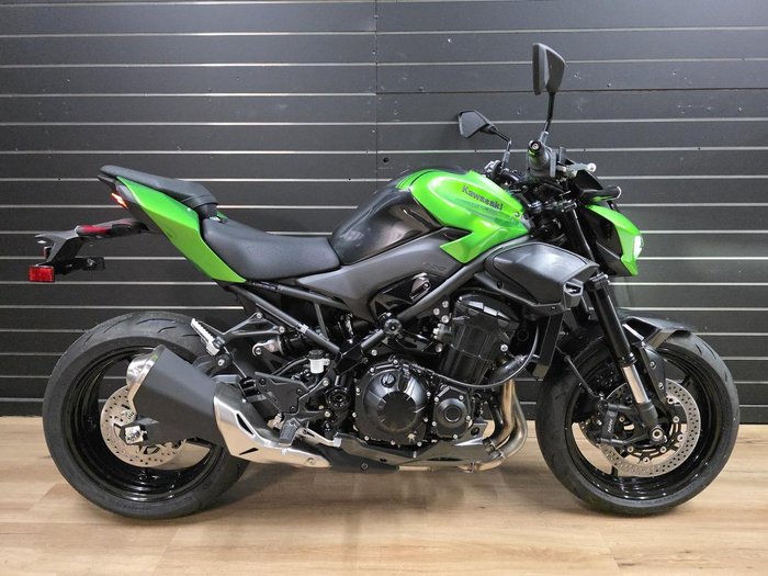 2026 Kawasaki 2026 Kawasaki 900CC Z900 Green