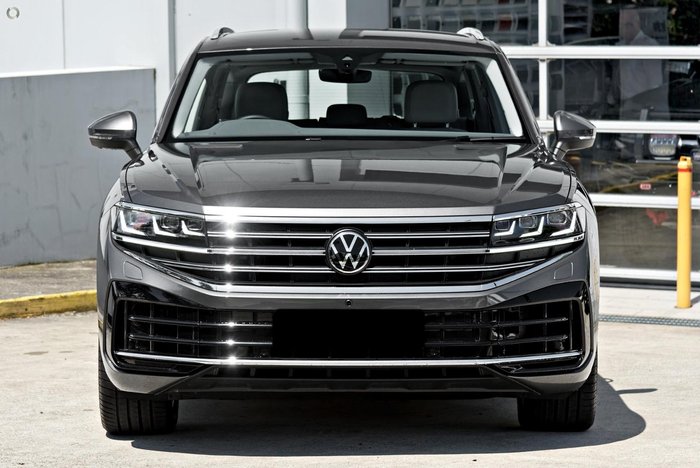2025 Volkswagen Touareg