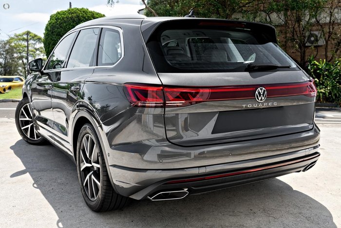 2025 Volkswagen Touareg