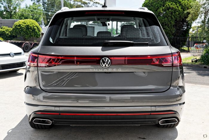 2025 Volkswagen Touareg