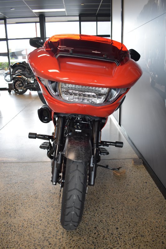 2026 HARLEY-DAVIDSON FLTRXSTSE CVO RD GLIDE ST 121