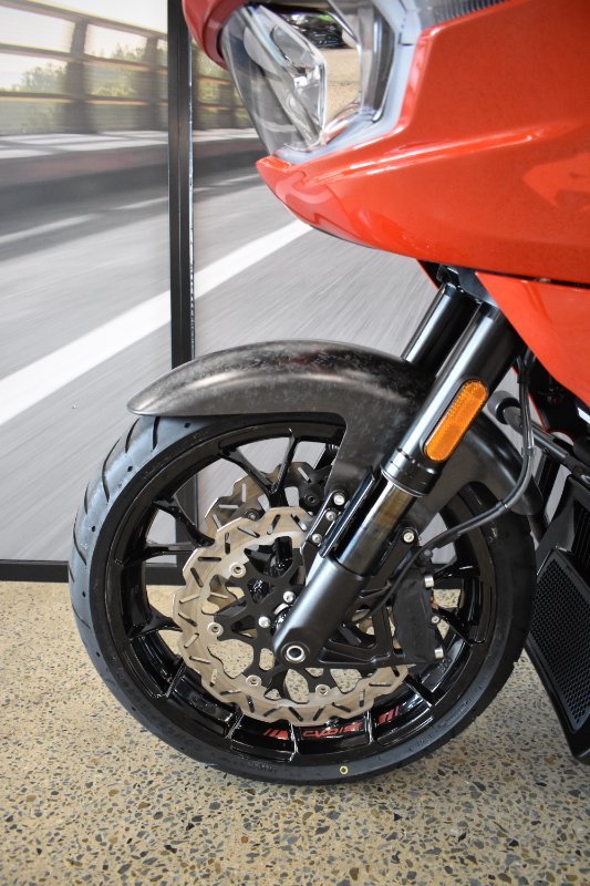 2026 HARLEY-DAVIDSON FLTRXSTSE CVO RD GLIDE ST 121