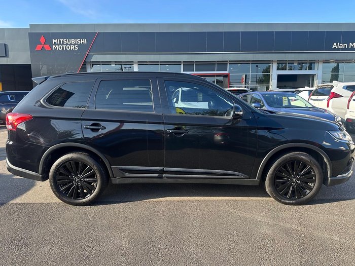 2021 Mitsubishi Outlander Black Edition