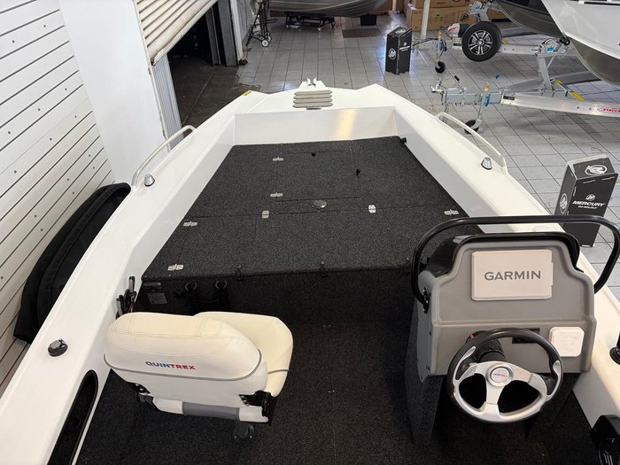 2025 QUINTREX 481 Hornet