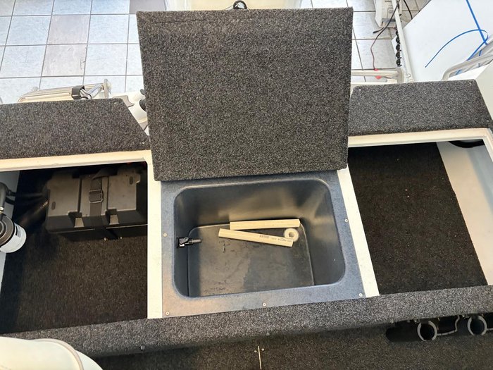 2025 QUINTREX 481 Hornet